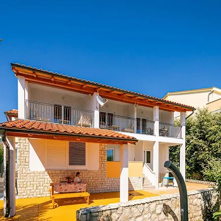 1 Bedroom Front In Barbat * Barbat na Rabu