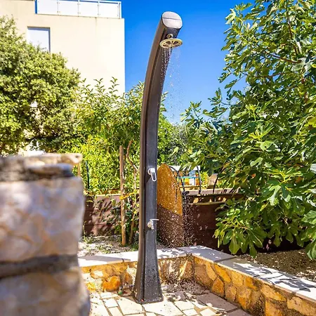 1 Bedroom Front In Barbat